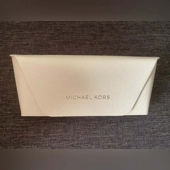 Michael Kors | Accessories | Micheal Kors Glass Case | Poshmark display picture 2